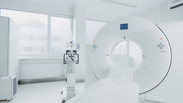 בדיקות CT ו- MRI
